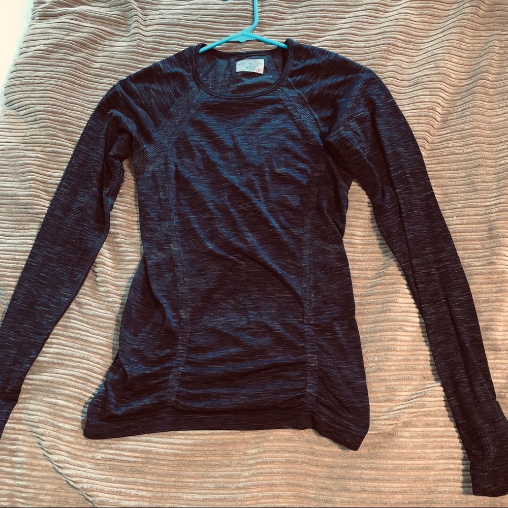 Athleta long sleeve work out top